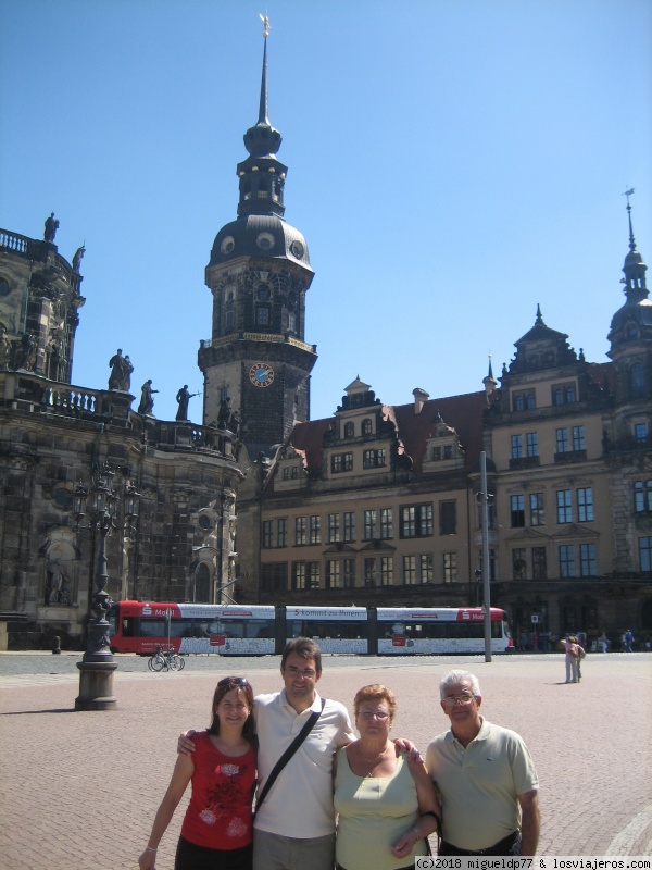 Berlín, Munich, Colonia, Frankfurt, Rothemburgo, Dresden, Selva Negra, Nuremberg - Blogs de Alemania - Día 6 Dresden y Berlín por la noche (4)