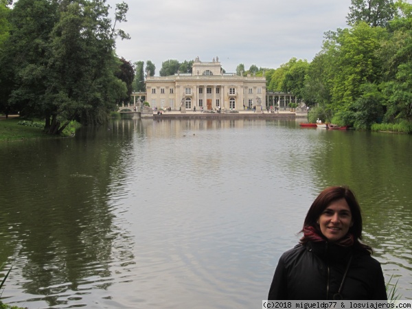 Palacio sobre el Agua - en el Parque Laziency
Palacio sobre el Agua - en el Parque Laziency
