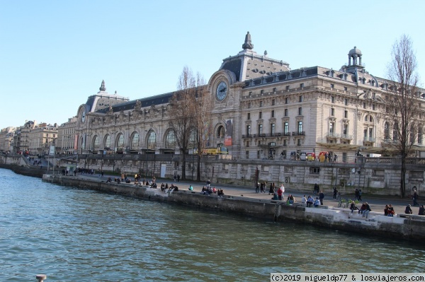 Museo D´Orsay desde el Sena
Museo D´Orsay desde el Sena
