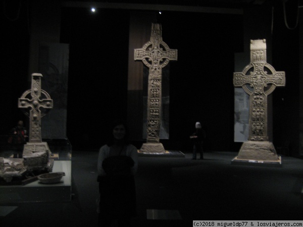 Cruz Celta - Interior del Museo de Artes Decorativas
Cruz Celta - Interior del Museo de Artes Decorativas
