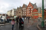 Hacia Bryggen desde el mercado del pescado