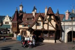 Decoración de las tiendas en Fantasyland