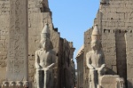 Esculturas de Ramses II en la fachada del Templo de Lúxor
