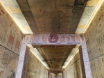 Decoración de pasillos y techos en la tumba de Ramses IX