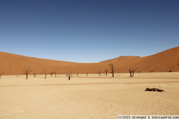 Deadvlei_2
Deadvlei_2
