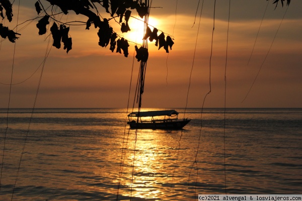 Atardecer en Gombe
Atardecer en Gombe
