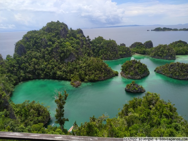 29 de julio. Piaynemo, Bintang Lagoon y Arborek - Indonesia - Borneo, Papúa y Java central (2)