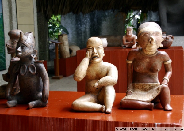 CULTURA OLMECA
Parque Museo La Venta, Villahermosa, Tabasco
