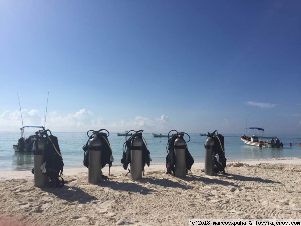 entes del buceo
Playa de Xpu ha
