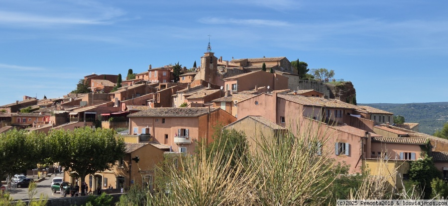 6 Días en la Provenza: Luces y Sombras - Blogs de Francia - DIA 4. SAINT REMY Y LA COMARCA DEL LUBERON (CORDES-ABADIA DE SENANQUE-MURS-APT) (6)