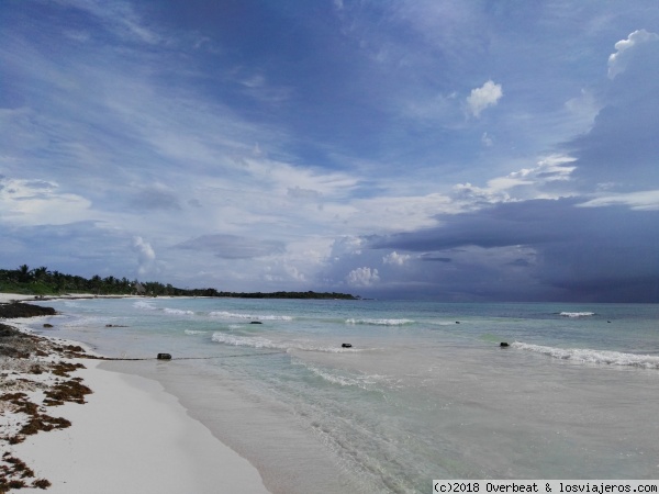 Xpu-ha
Playa de Xpu-ha, en la Riviera Maya, México, un día climatológicamente un poco revuelto.
