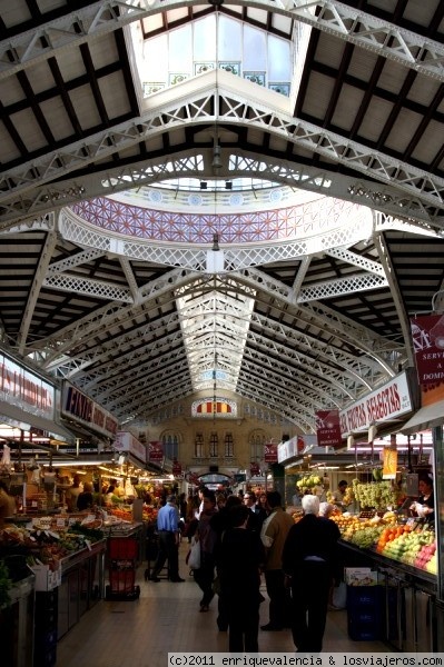 Valencia, Mercado Central. Pasillo central
El pasillo central del Mercado Central de Valencia. Un espectáculo de colores, olores y sabores.
