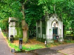 Panteones en el cementerio de Brompton en Londres