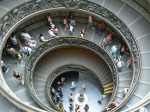 La escalera Simonetti a la salida de los Museos Vaticanos. Roma
Roma
