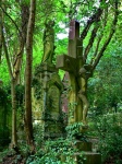 Rincón del cementerio de Highgate en Londres.
