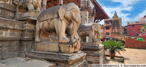 BHAKTAPUR
BHAKTAPUR
