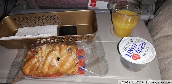 Desayuno avión
Riquísimo
