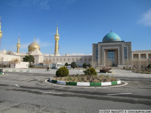 Mausoleo de Imán Khomeini (exterior)
Mausoleo Khomeini.
