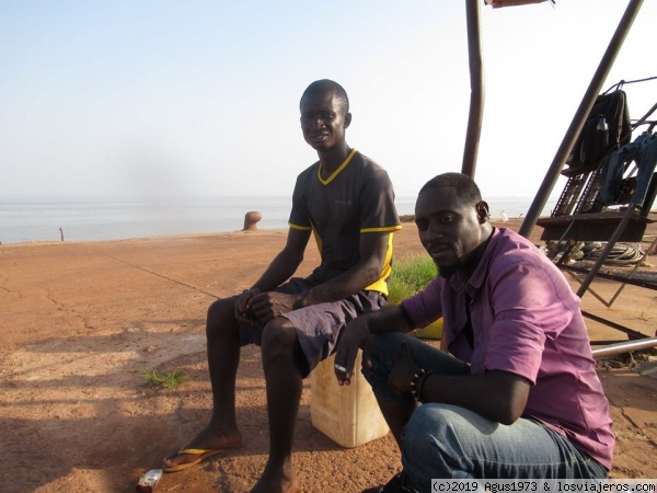 PESCADORES en Bissau
BISSAU
