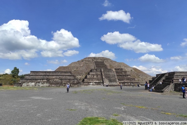 La pirámide de la Luna
Ubicación en Teotihuacán.
