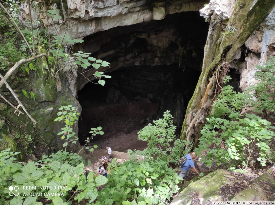 Bajo el cielo de Mesoamérica (México) - Blogs de Mexico - Las grutas de "San Andrés", donde entran dos y salen tres (4)