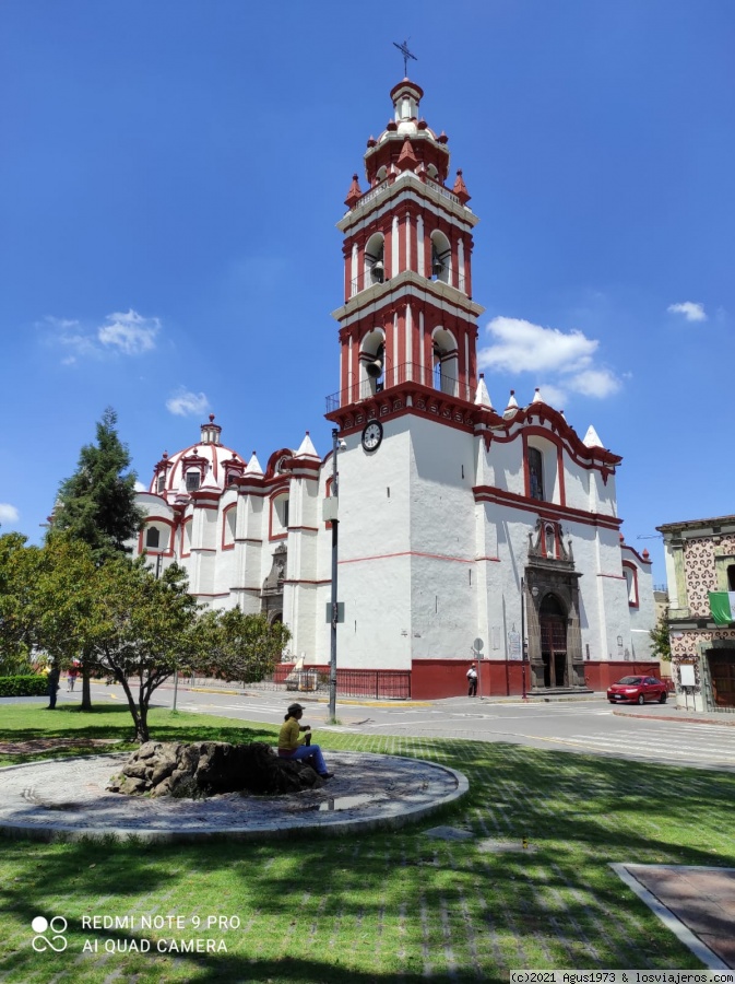 Cholula y mi improvisado guía Luis - Bajo el cielo de Mesoamérica (México) (1)