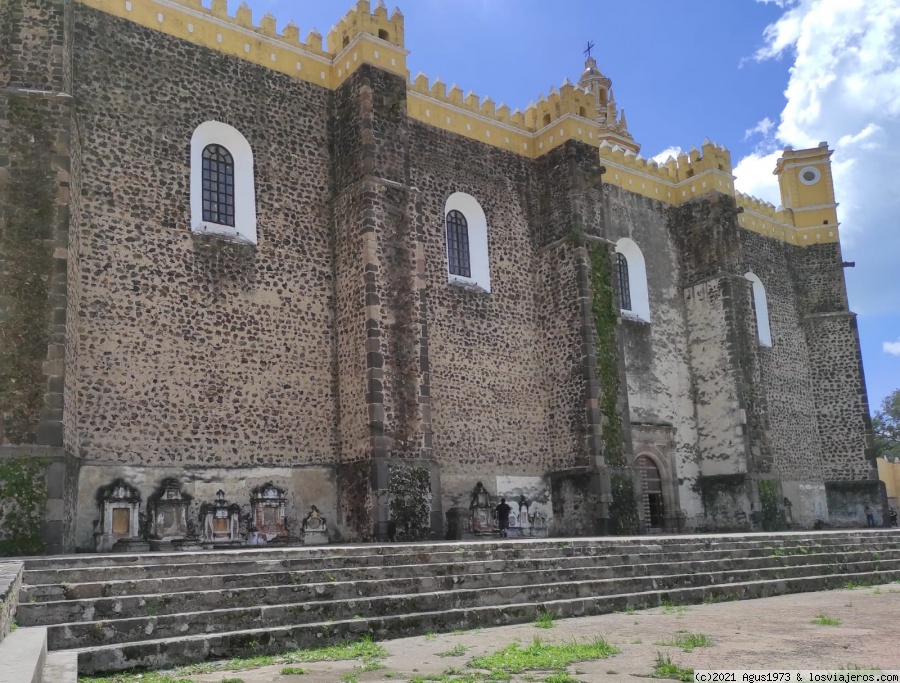Bajo el cielo de Mesoamérica (México) - Blogs de Mexico - Cholula y mi improvisado guía Luis (2)