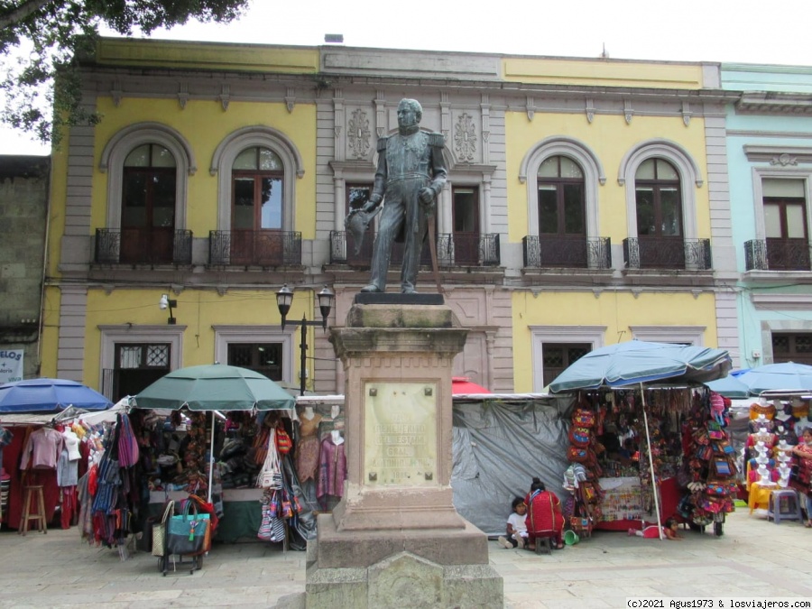 Bajo el cielo de Mesoamérica (México) - Blogs de Mexico - Oaxaca al ritmo de los chapulines (2)