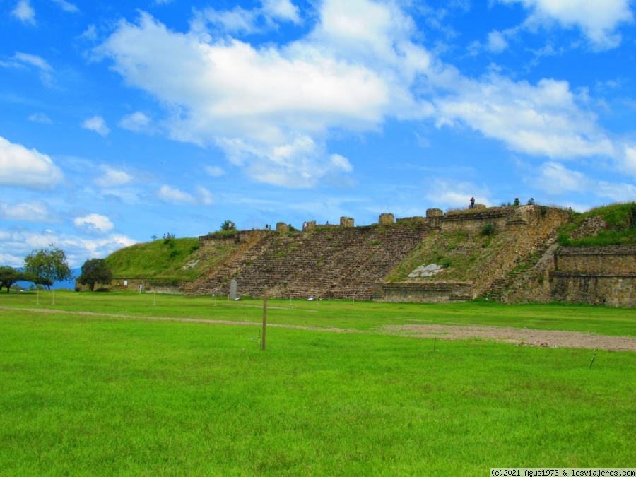 Bajo el cielo de Mesoamérica (México) - Blogs de Mexico - Monte Albán ( hay más vida más allá de aztecas y mayas) (3)