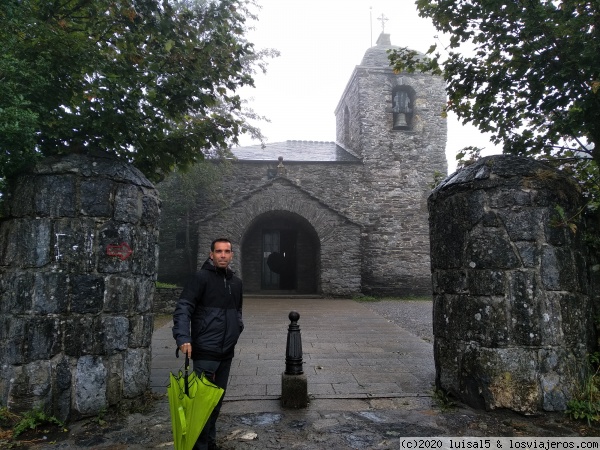 Iglesia O Cebreiro
Iglesia O Cebreiro
