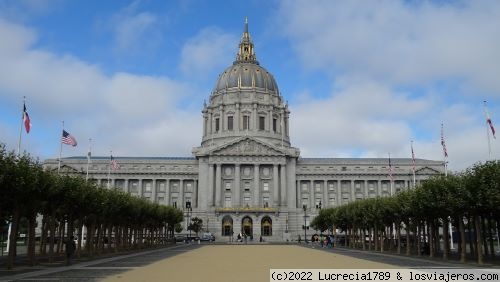 San Francisco
San Francisco City Hall
