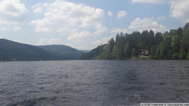 Selva Negra con senderista de 6 años - Blogs de Alemania - Lago Titisee (1)