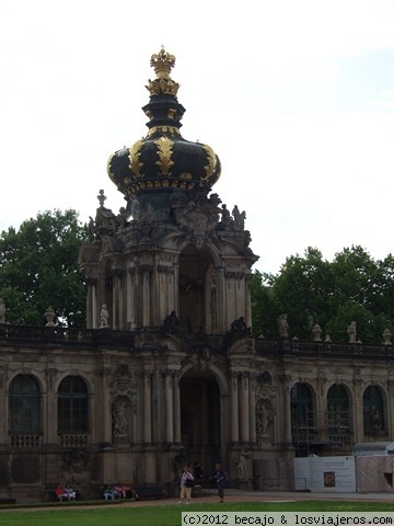 Dresde - Zwinger. Puerta de la Corona (Kronentor)
Puerta de la Corona en el Zwinger
