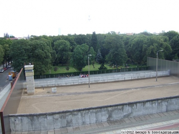 Visita del Muro de Berlín, Monumento-Alemania (3)