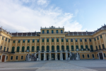 Puerta principal
Palacio de Schönbrunn, Viena, Austria
