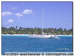 Isla Saona
La Isla Saona es la más grande de las islas adyacentes a la República Dominicana. Pertenece a la provincia La Altagracia y es parte del Parque Nacional del Este. La isla también es de gran atractivo turístico por sus hermosas playas y bellezas naturales.

