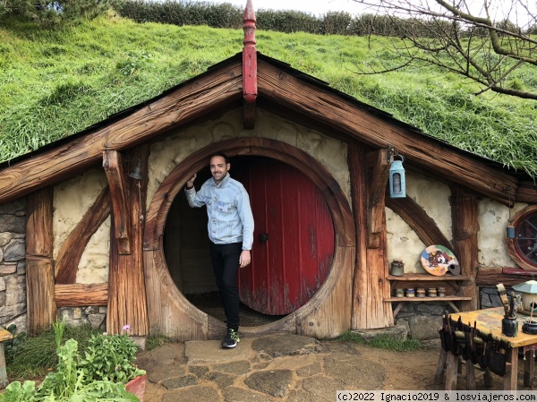 Hobbiton
Movie set
