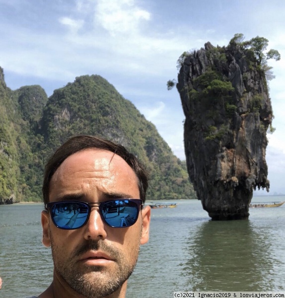 Isla James Bond, Ao Phang Nga
Farallón
