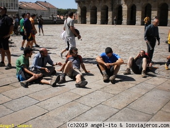 CAMINO DE SANTIAGO
CON ALGUNOS DE LOS QUE COINCIDI EN EL CAMINO
