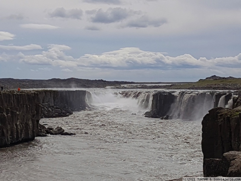 ETAPA 6: DETTIFOSS  Y  HVERIR - Islandia: Volcanes y Glaciares (2)