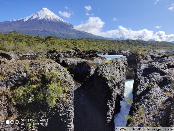 VOLCAN OSORNO Y SALTOS DE PETROHUE
VOLCAN OSORNO Y SALTOS DE PETROHUE
