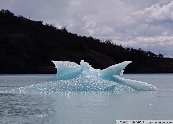 témpano (iceberg)
témpano en parque nacional lLos Glaciares Argentina
