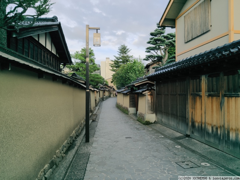 Viaje de dos semanas en Japón por libre - Verano de 2019 - Blogs de Japon - Día 10 - Shirakawa-go y Kanazawa (6)