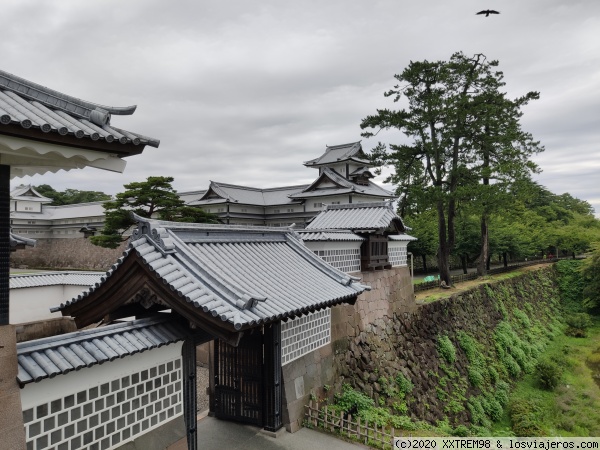 Edificios del castillo de Kanazawa
Algunos edificios que aún siguen en pie del castillo de Kanazawa
