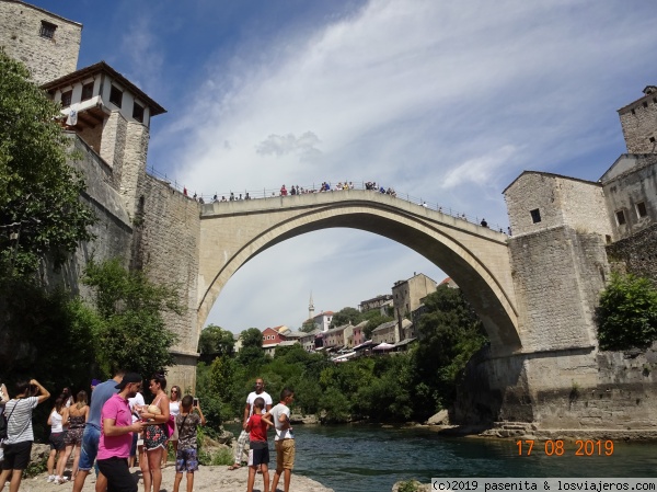 Puente Viejo Mostar
Puente Viejo en Mostar (Bosnia Herzegovina)
