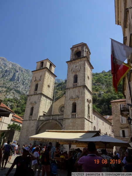 Catedral de San Trifon
Catedral de San Trifon en Kotor, Montenegro
