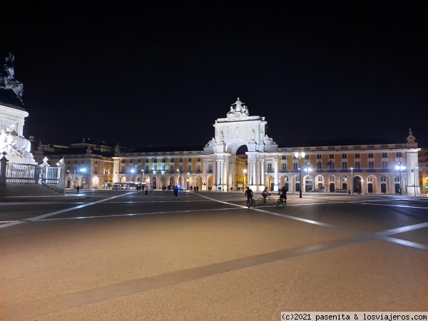 DÍA 5. SINTRA Y LISBOA DE NOCHE - Portugal y Mérida en 9 días (17)