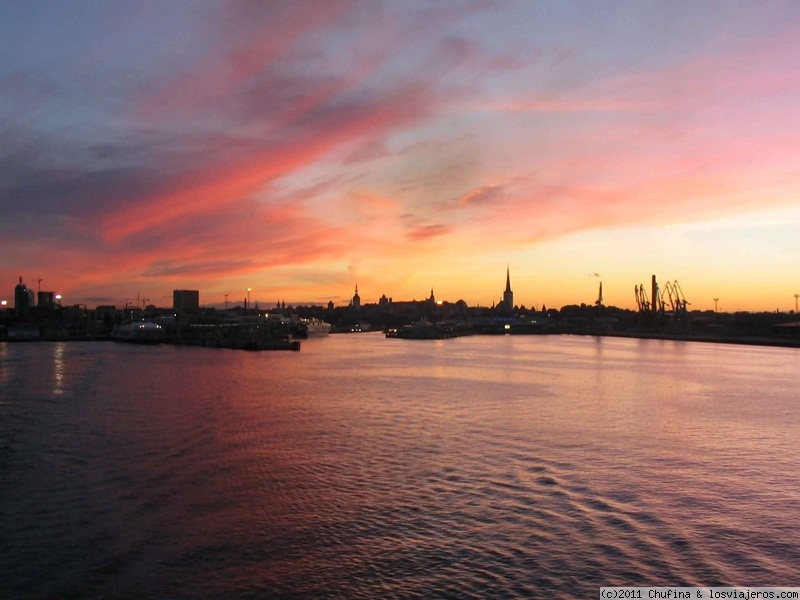 Forum of Tallin: Atardecer sobre Tallin