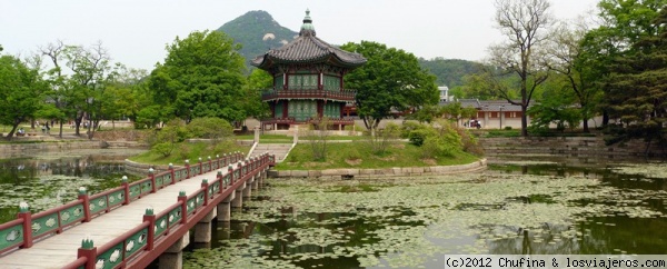 Hyangwonjeong Pavilion
Pabellón dentro del Gyeongbokgung Palace
