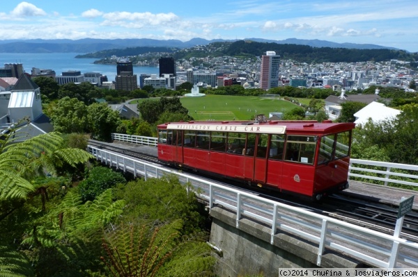 Wellington
Welly es famosa por sus vientos huracanados y su mala meteorología, pero como dicen los kiwis (y yo lo suscribo), 